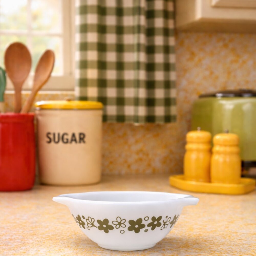 PYREX Cinderella bowl